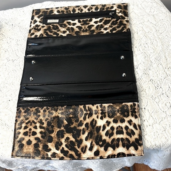 MICHE * SILVIA SHELL * CLASSIC BASE * EUC - Picture 1 of 9